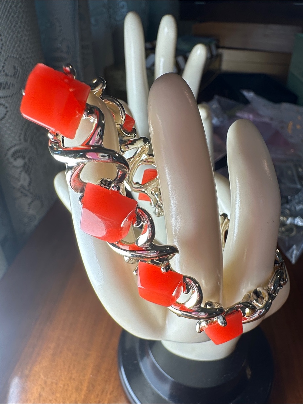 Vintage Mid Century Shiny Gold Chain Bracelet with Coral Red Thermoset Accents